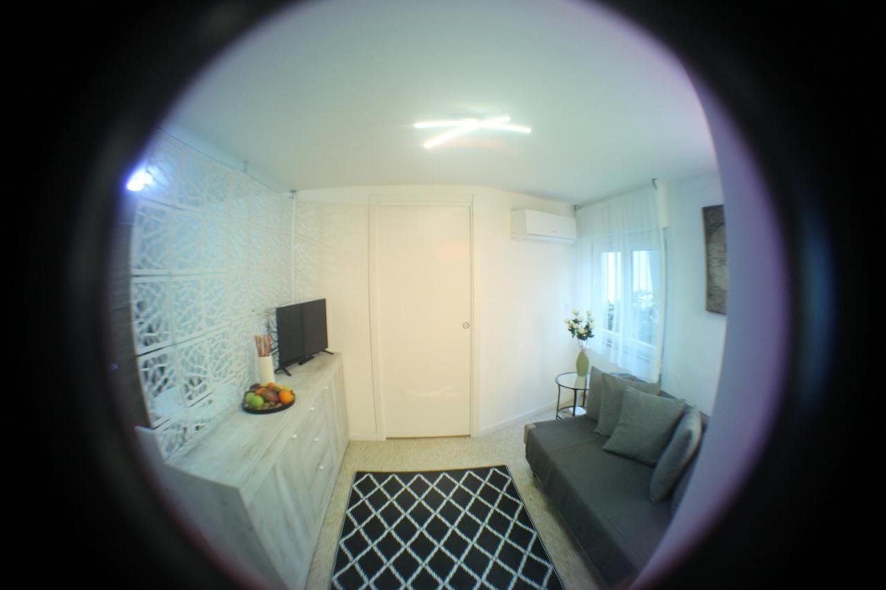 Suite113 In The Center With Beach Appartement